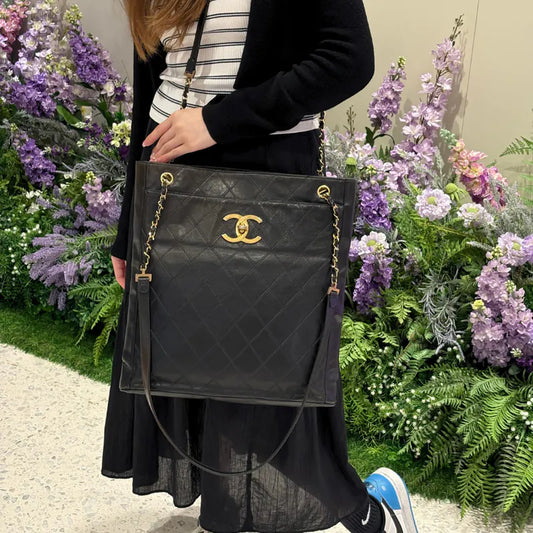 C642 - CHANEL Vintage Black Lambskin CC Turn Lock Shoulder Bag