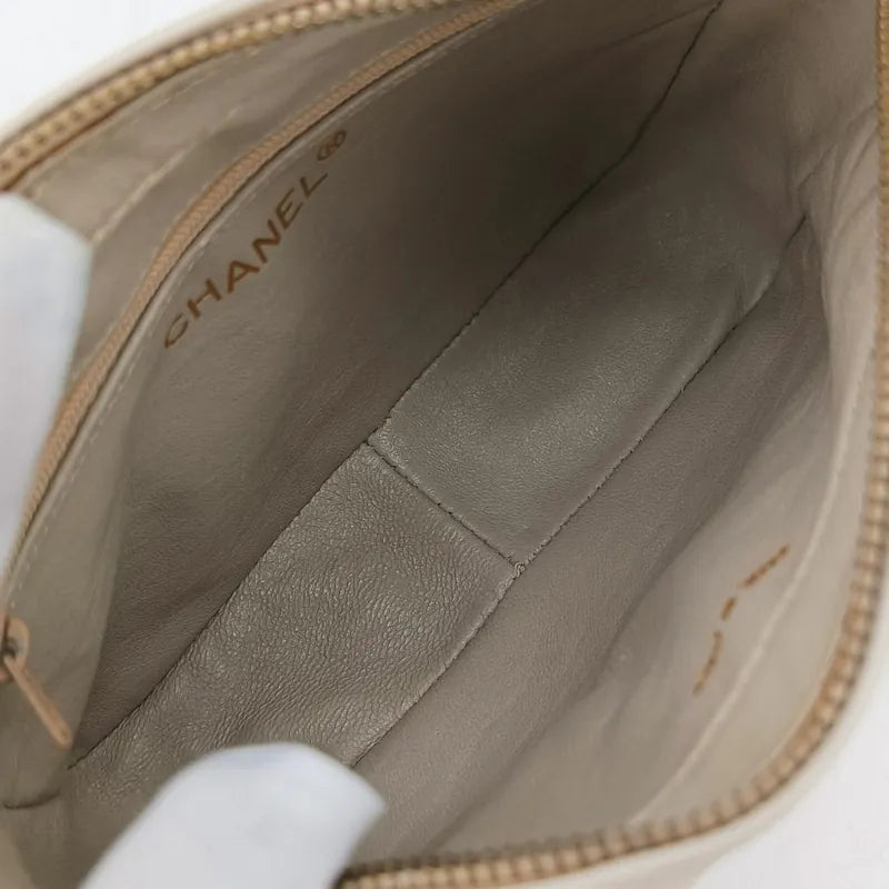 rb285-chanel-vintage-beige-lambskin-camera-bag