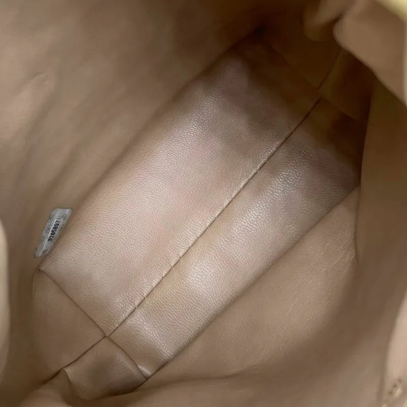 jw565-chanel-vintage-beige-lambskin-golden-ball-mini-bucket-bag