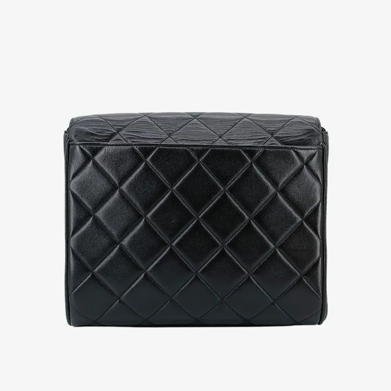 jt256-chanel-vintage-black-lambskin-quilted-flap-bag
