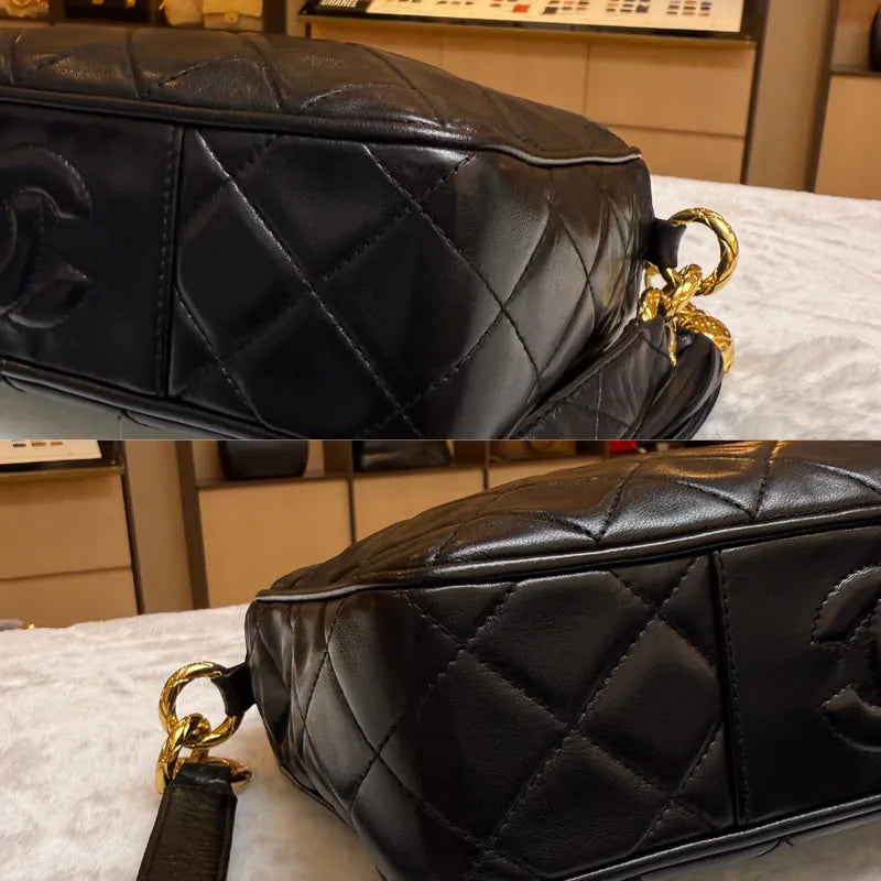 jx352-chanel-vintage-black-lambskin-quilted-camera-bag