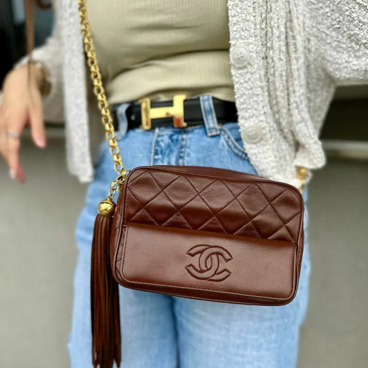 ra161-chanel-vintage-brown-lambskin-tassels-gold-chain-camera-bag