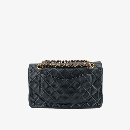 jt098-chanel-vintage-black-lambskin-23cm-classic-flap-bag