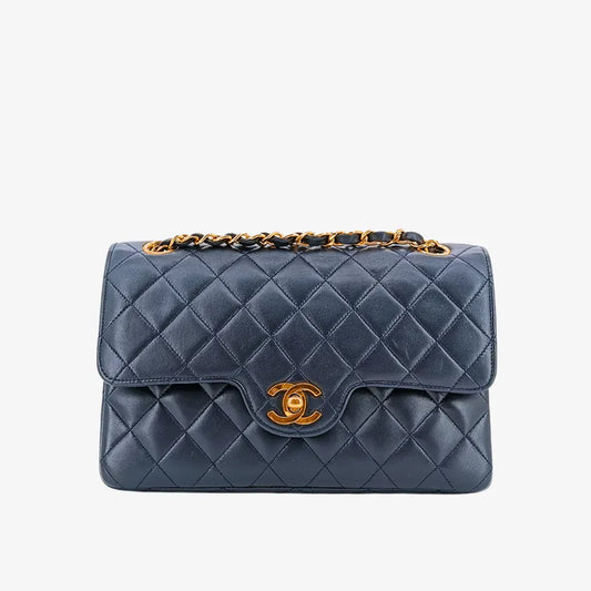 ju665-chanel-vintage-navy-lambskin-quilted-flap-bag