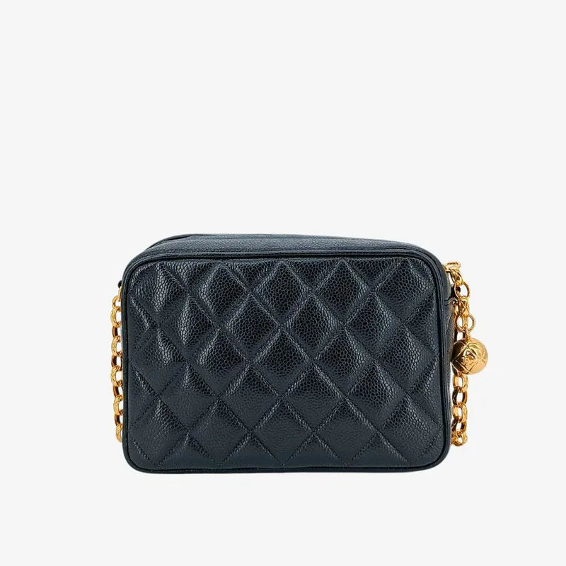rb877-chanel-vintage-black-caviar-leather-gold-chain-camera-bag