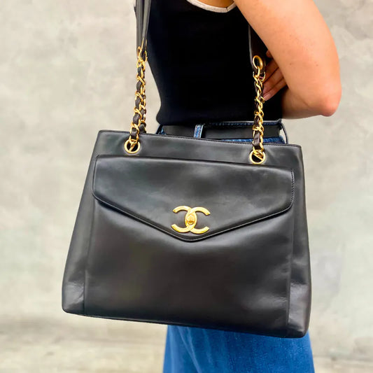 rb240-chanel-vintage-black-lambskin-golden-ball-tote-bag