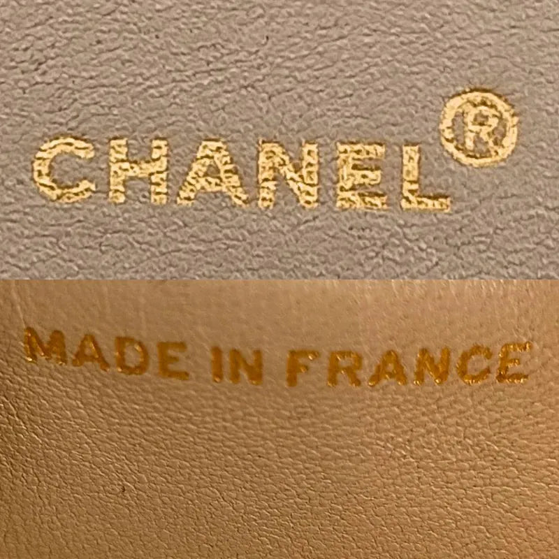 c469-chanel-vintage-beige-lambskin-25cm-classic-flap-bag