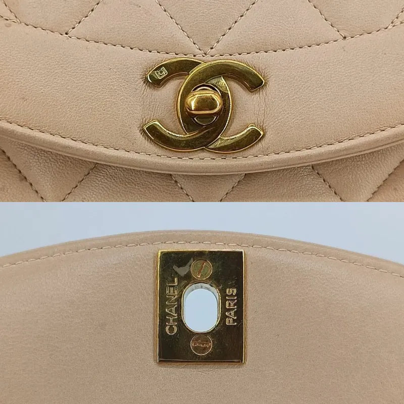 jt181-chanel-vintage-beige-lambskin-tassel-camera-bag
