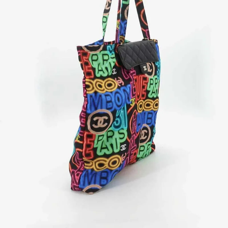 jr752-chanel-black-caviar-leather-tote-bag-with-chain