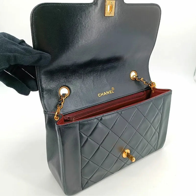 ra221-chanel-vintage-black-lambskin-quilted-flap-bag
