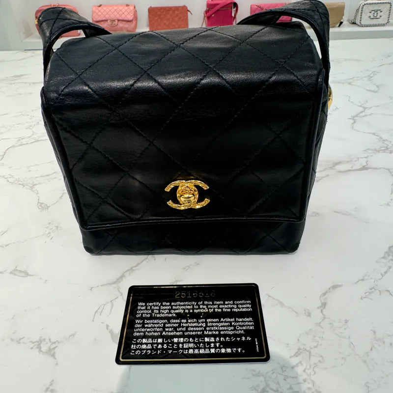 rc443-chanel-vintage-black-lambskin-straight-flap-handbag