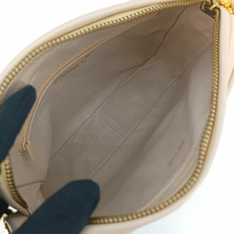 jah132-chanel-vintage-beige-lambskin-gold-chain-camera-bag