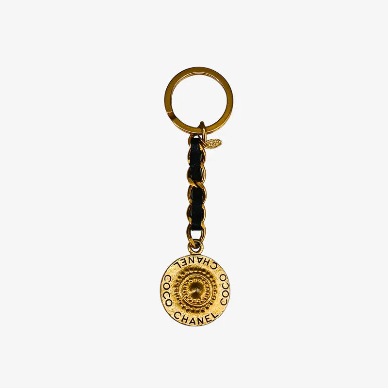 rb519-chanel-gold-key-ring