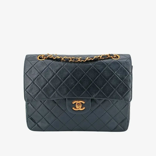 c336-chanel-vintage-black-lambskin-25cm-flap-bag