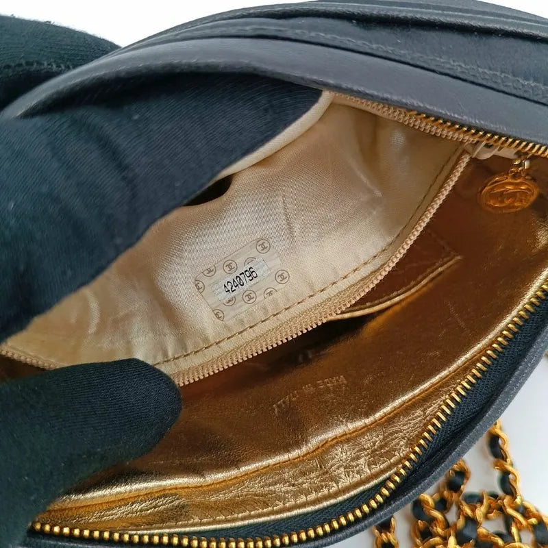 jt226-chanel-vintage-black-satin-camellia-camera-bag