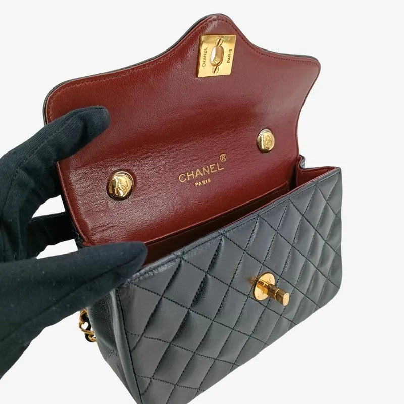 jt732-chanel-vintage-black-lambskin-flap-bag