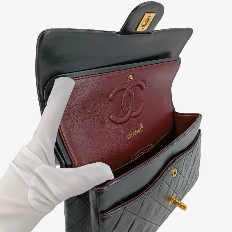 ra832-chanel-vintage-black-lambskin-25cm-classic-flap-bag