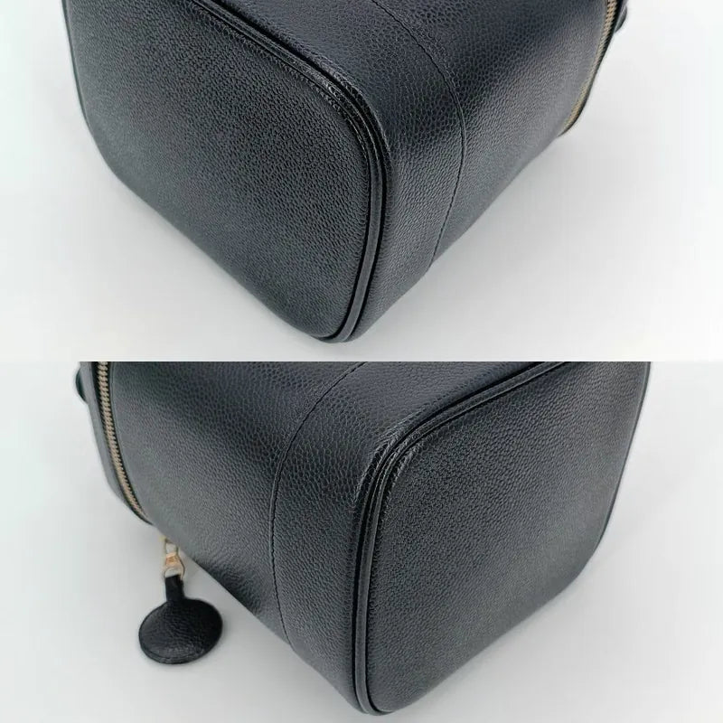 js672-chanel-vintage-black-caviar-leather-cosmetic-bag
