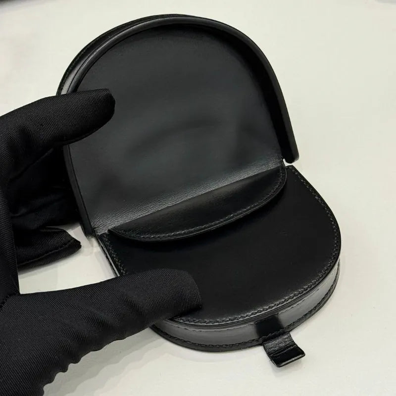jx443-hermes-black-box-leather-horseshoe-shape-coin-purse