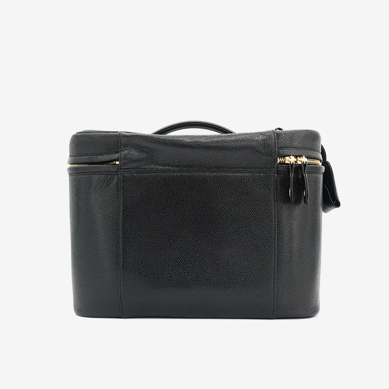 jq582-chanel-vintage-black-caviar-embossed-logo-cosmetic-bag