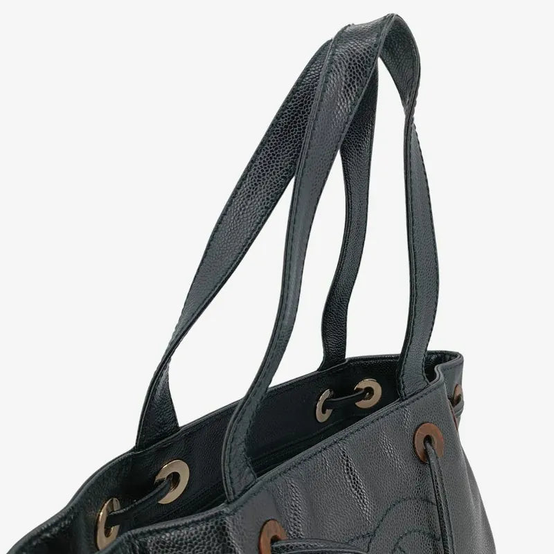 ra343-chanel-vintage-black-caviar-leather-drawstring-handbag
