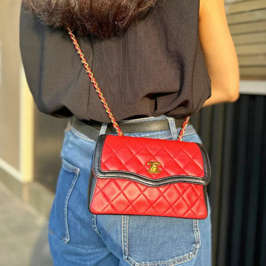 js550-chanel-vintage-bicolor-red-black-lambskin-quilted-flap-bag