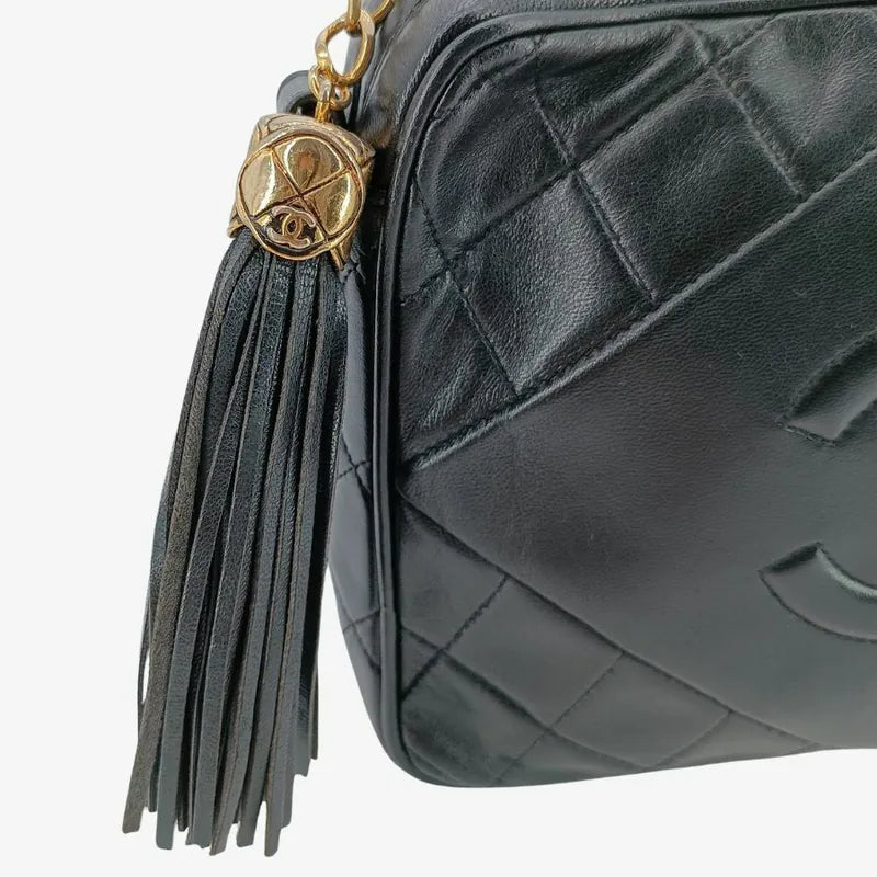 rb122-chanel-vintage-black-lambskin-tassel-camera-bag