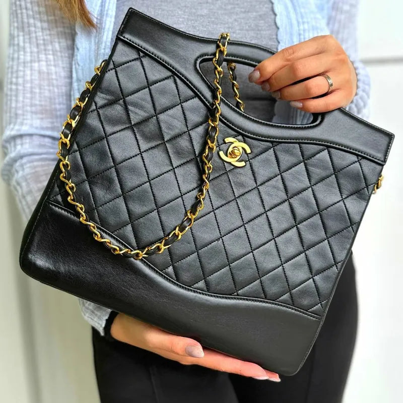 ra071-chanel-vintage-black-lambskin-quilted-31-tote-bag
