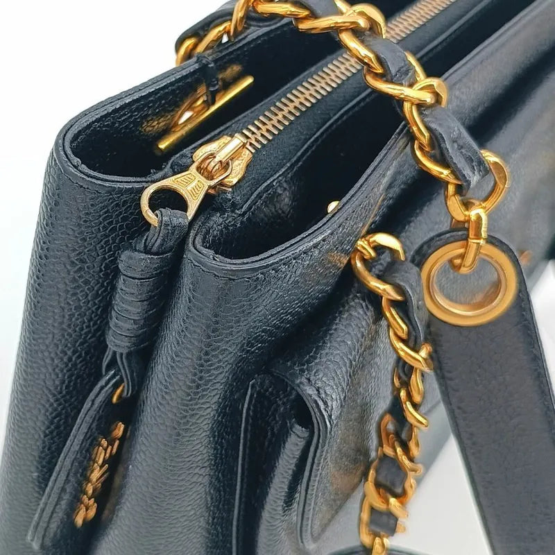 ra226-chanel-vintage-black-caviar-leather-tote-bag