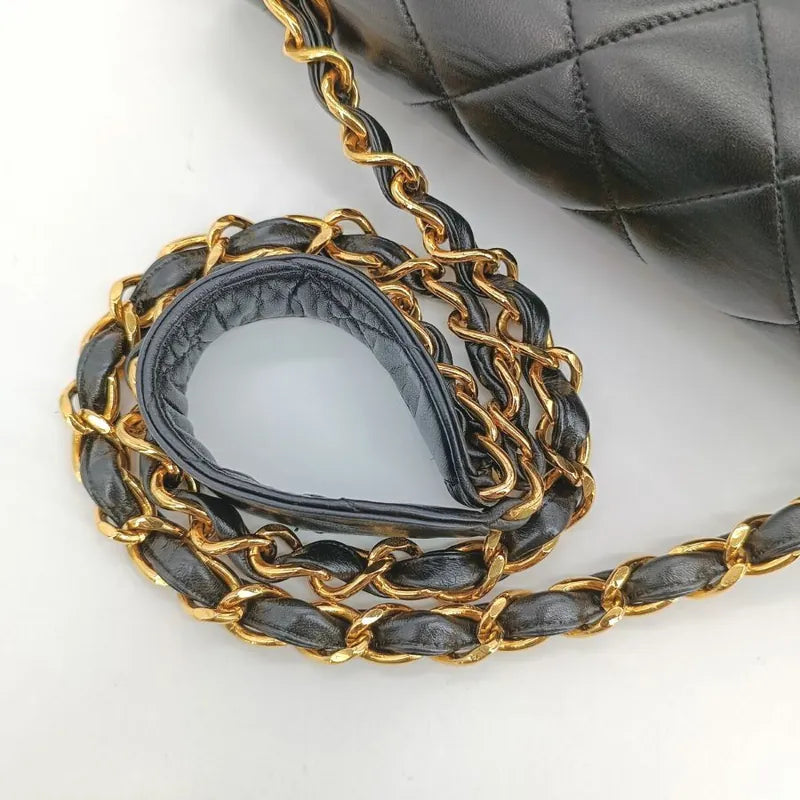 ra541-chanel-vintage-black-lambskin-qulited-flap-bag