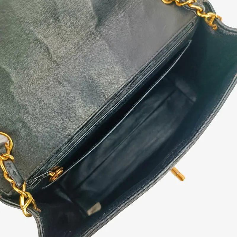 ra550-chanel-vintage-black-lambskin-quilted-flap-bag