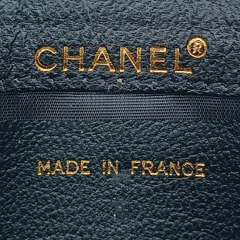 ju608-chanel-black-caviar-leather-card-holder