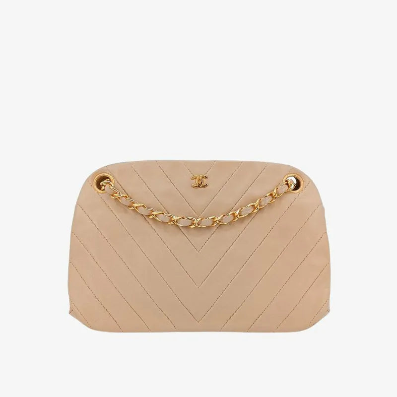 rb447-chanel-vintage-beige-lambskin-chevron-handbag