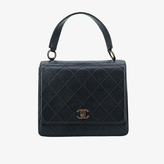 ra659-chanel-vintage-black-calfskin-quilted-handbag