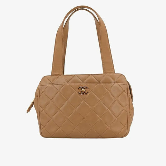 ra491-chanel-vintage-beige-lambskin-quilted-handbag