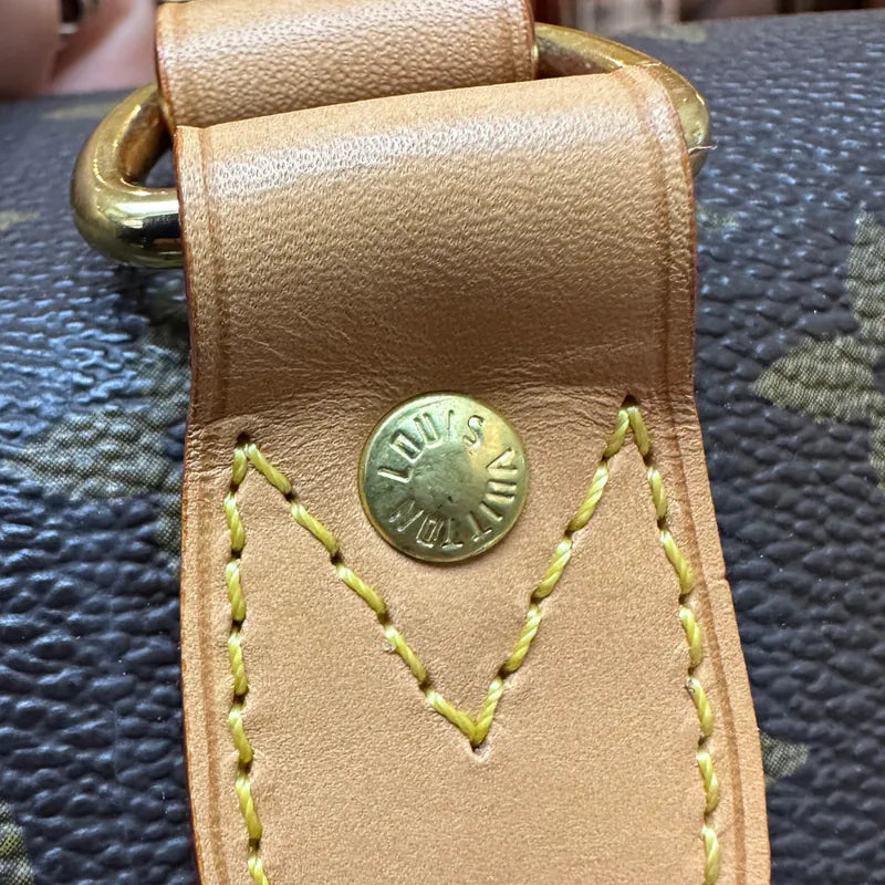 jw277-louis-vuitton-vintage-gibeciere-gm-messenger-shoulder-bag