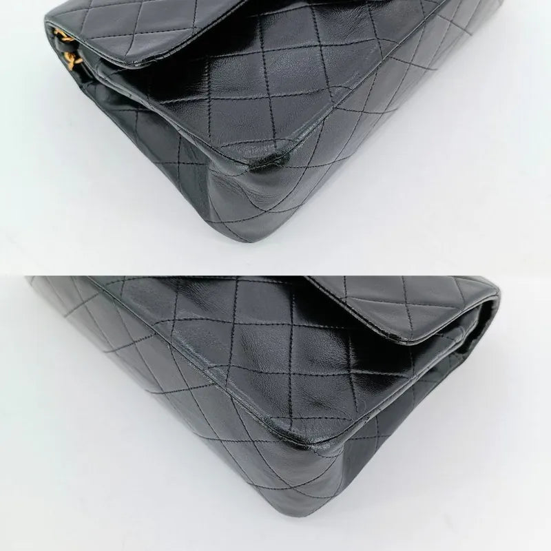 ju235-chanel-vintage-black-lambskin-23cm-classic-flap-bag