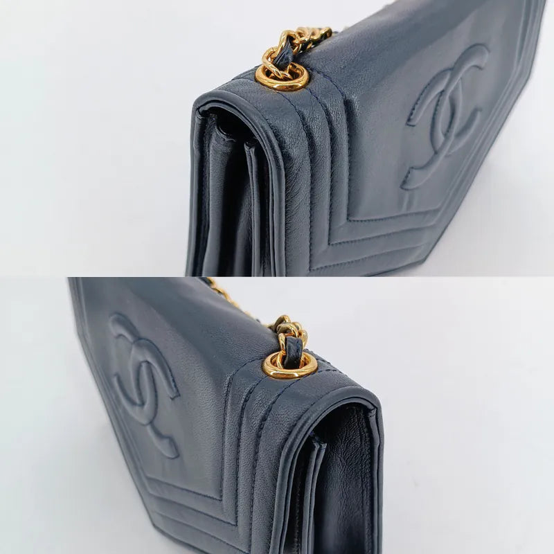 rb927-chanel-vintage-navy-lambskin-pointed-flap-bag