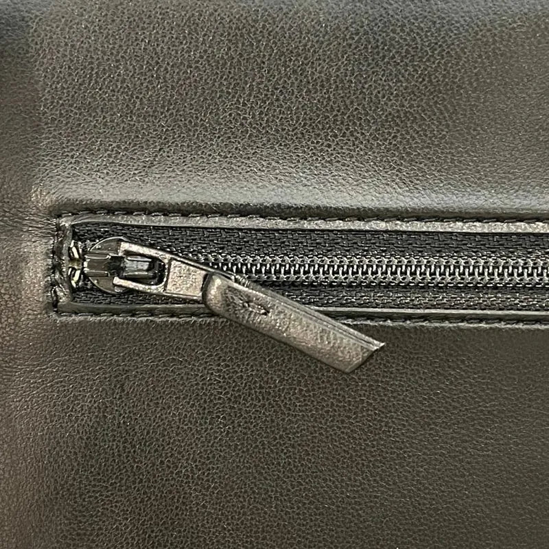 c523-chanel-black-lambskin-wallet-on-chain-