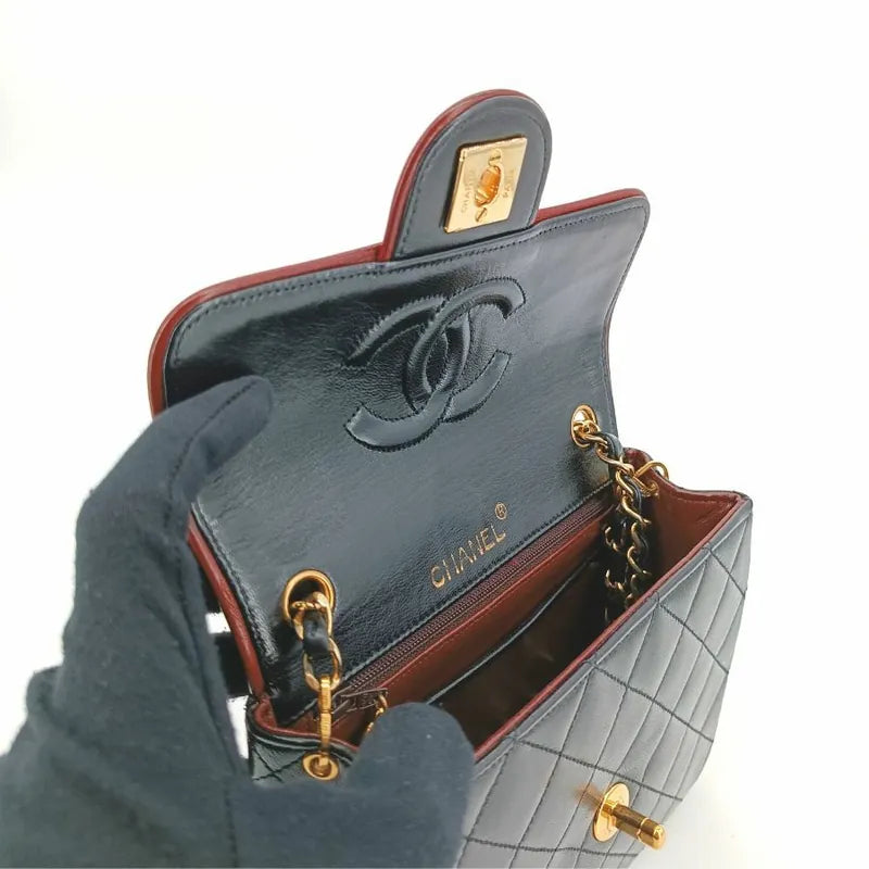 js657-chanel-vintage-black-lambskin-17cm-mini-square-flap-bag