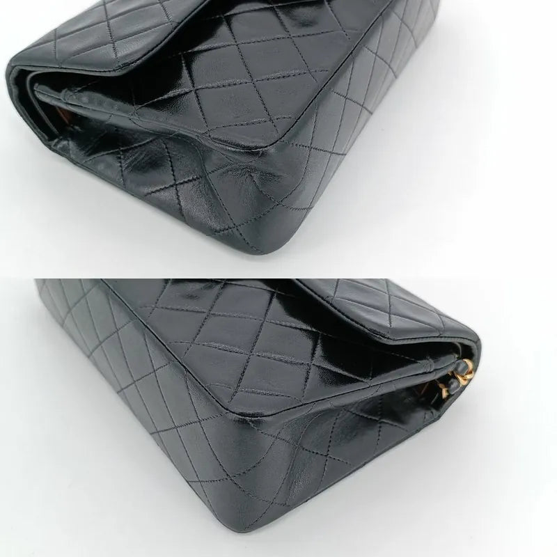 js722-chanel-vintage-black-lambskin-23cm-classic-flap-bag