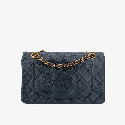 jt076-chanel-vintage-black-lambskin-23cm-classic-flap-bag