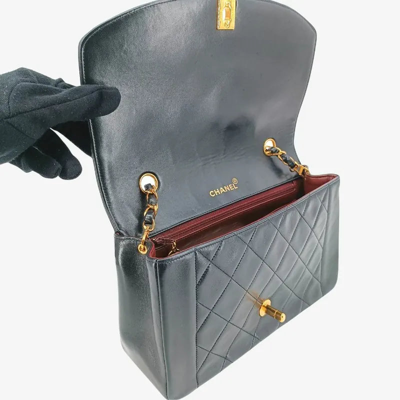 jt566-chanel-vintage-black-lambskin-25cm-diana-flap-bag