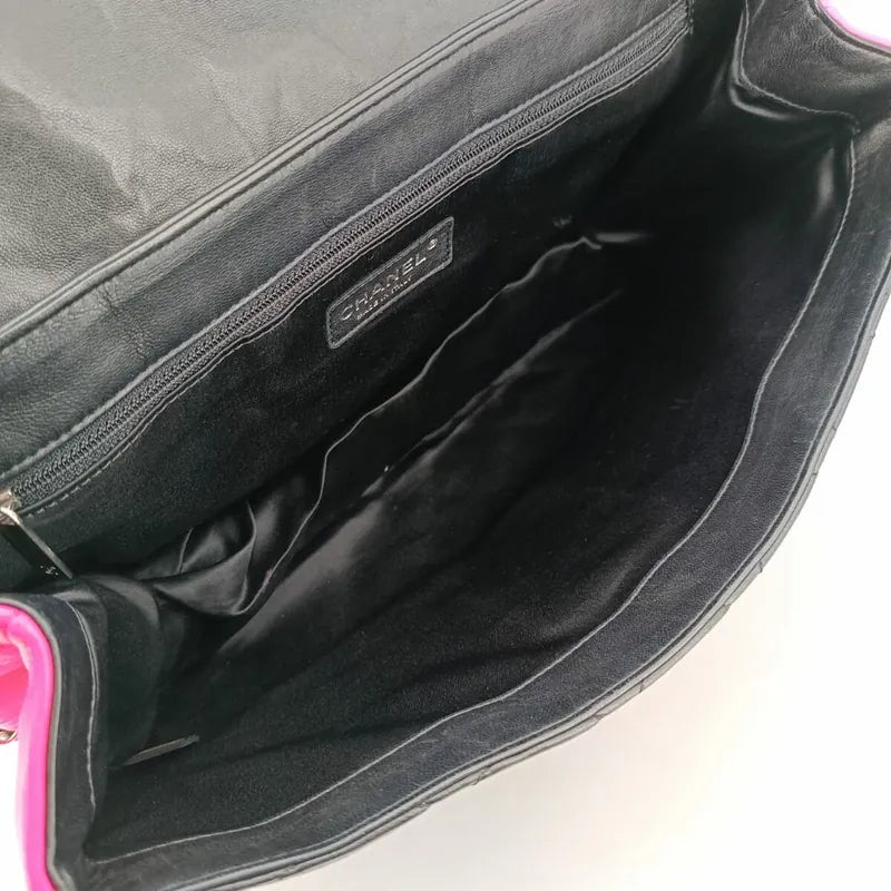 jah80-chanel-black-lambskin-quilted-flap-bag