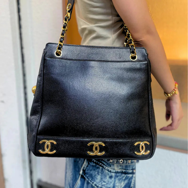 ra174-chanel-vintage-black-caviar-leather-triple-cc-tote-bag