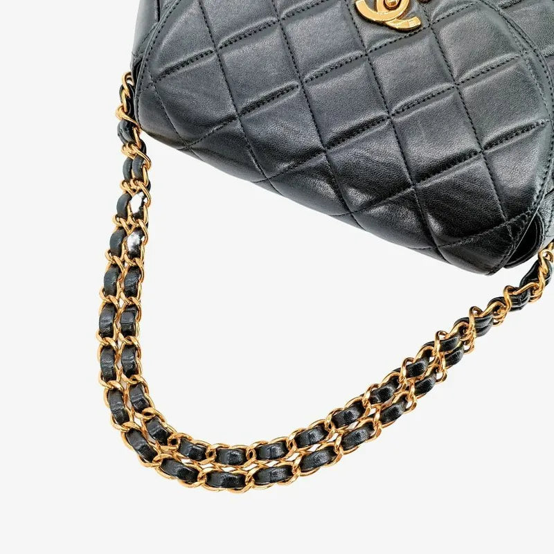 c360-chanel-vintage-black-lambskin-quilted-flap-handbag