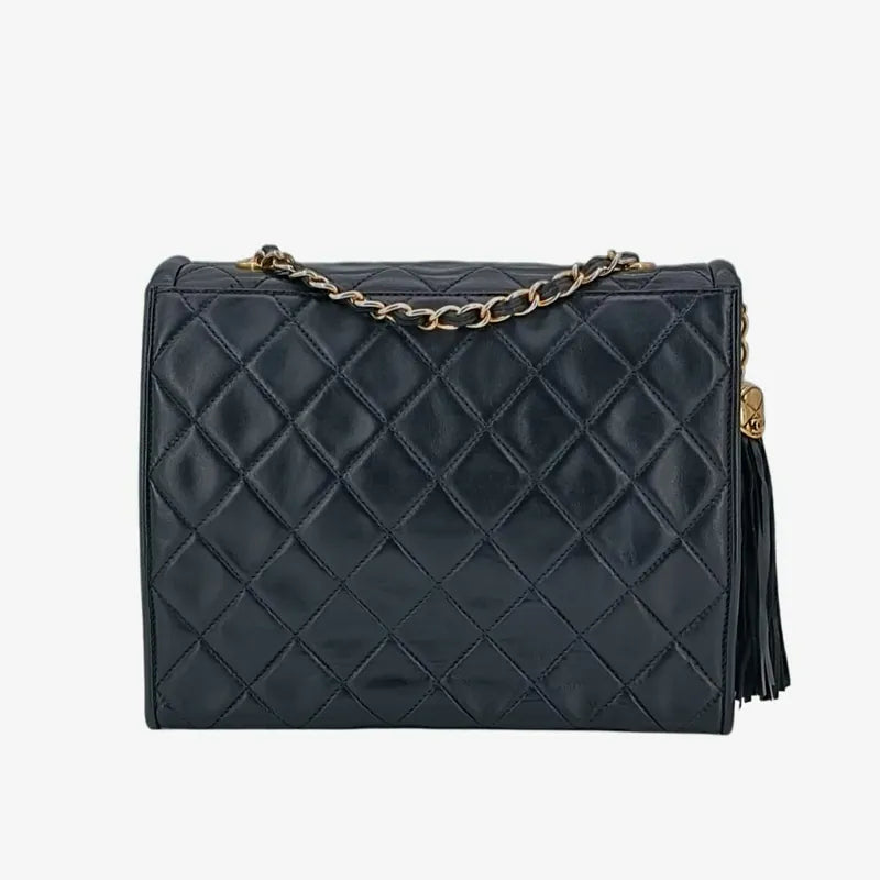 ra799-chanel-vintage-black-lambskin-asymmetric-flap-bag