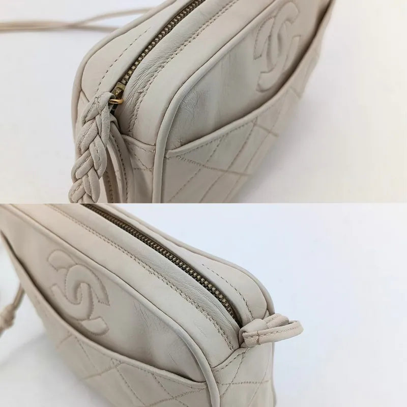 rb285-chanel-vintage-beige-lambskin-camera-bag