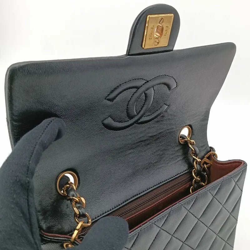 js573-chanel-vintage-black-lambskin-20cm-mini-square-flap-bag