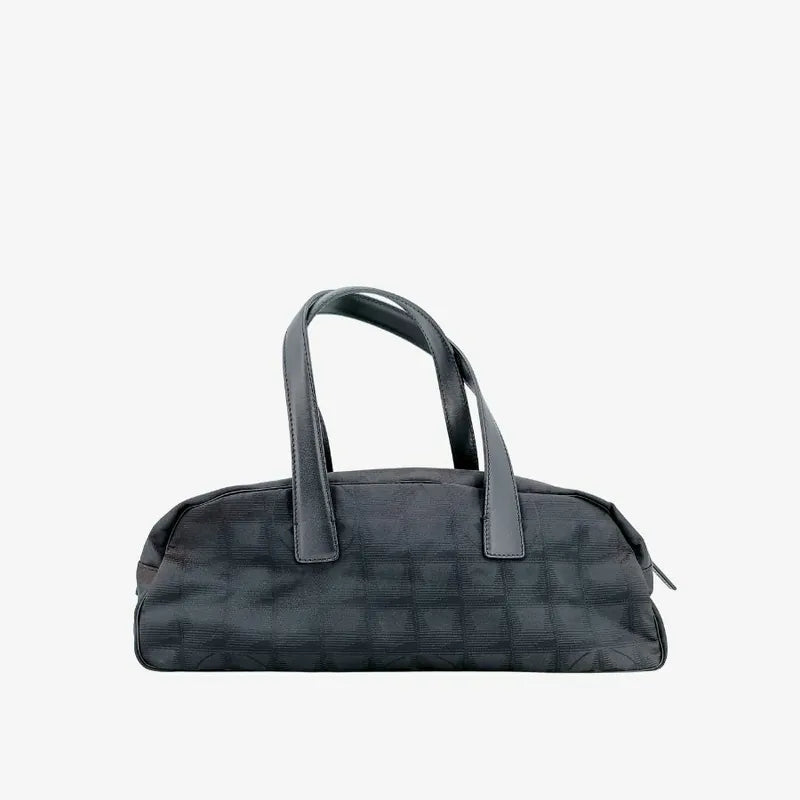 js905-chanel-vintage-black-nylon-handbag